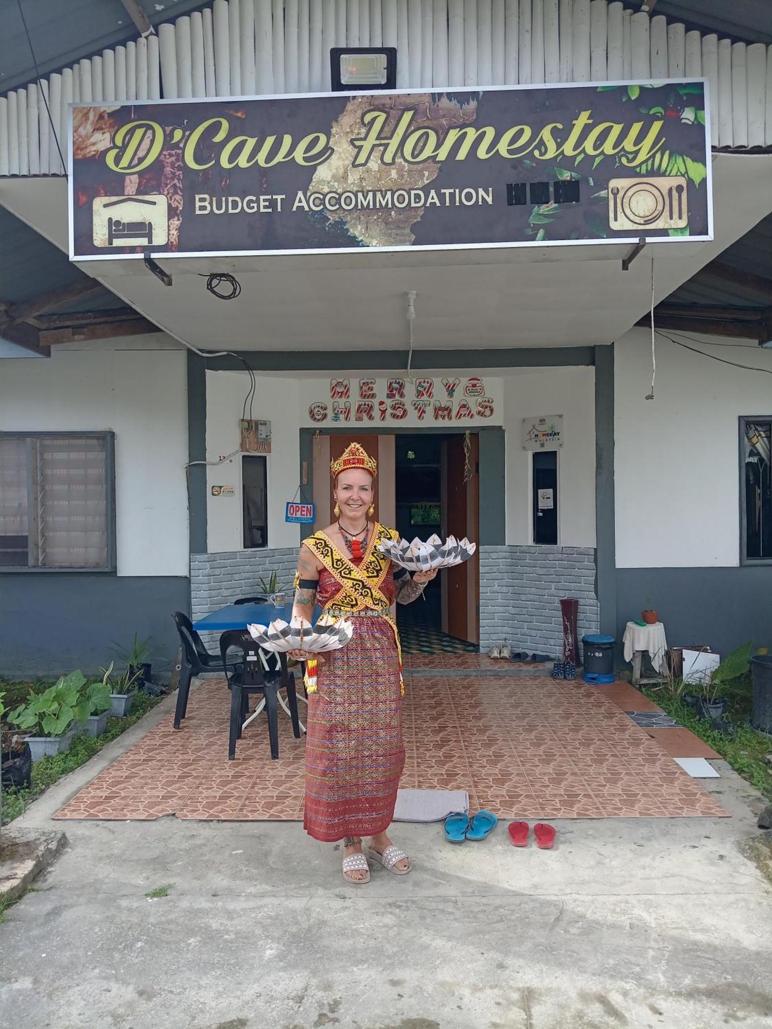 Mulu D Cave Homestay Exterior foto
