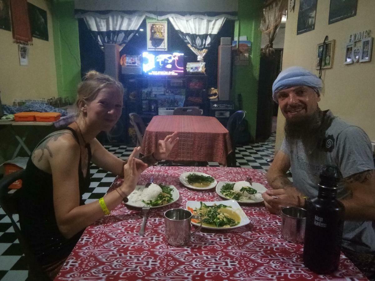 Mulu D Cave Homestay Exterior foto